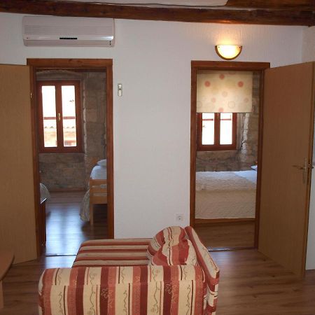 Apartment 52 Rovinj Bagian luar foto