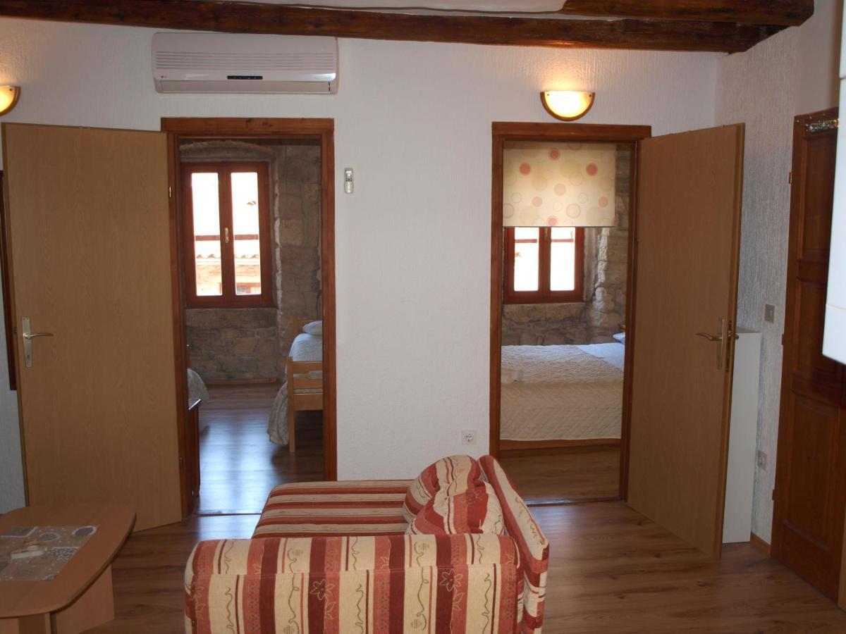 Apartment 52 Rovinj Bagian luar foto